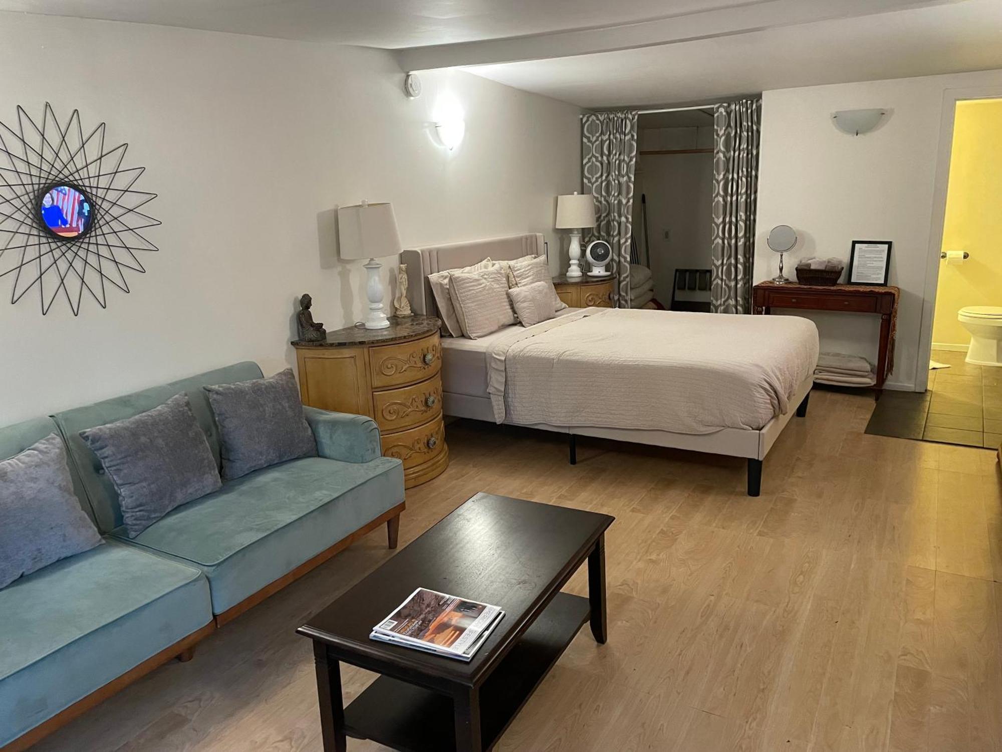 לוס אנג'לס Guest House Near Universal Studios מראה חיצוני תמונה